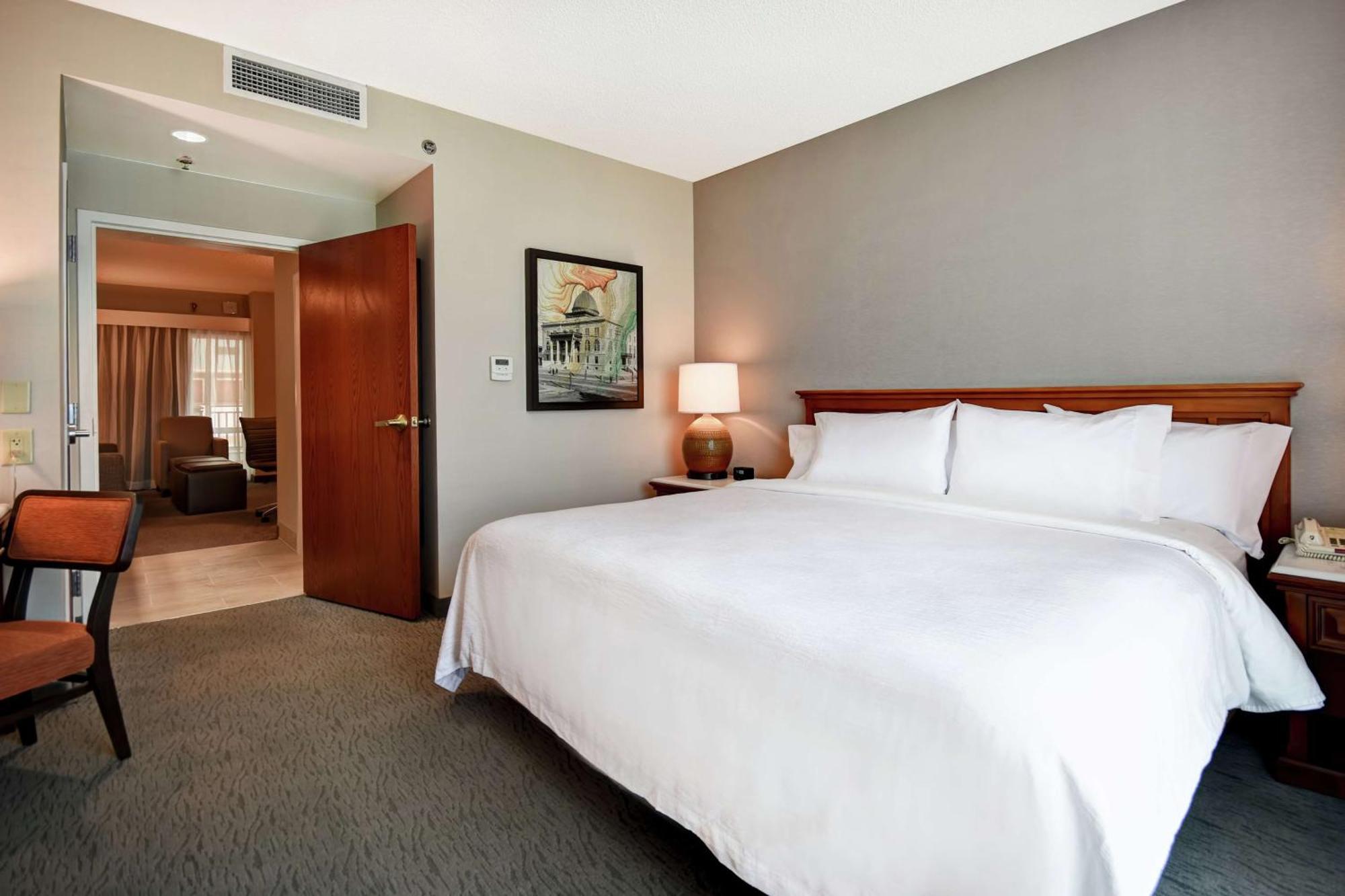 Embassy Suites Little Rock Exteriör bild
