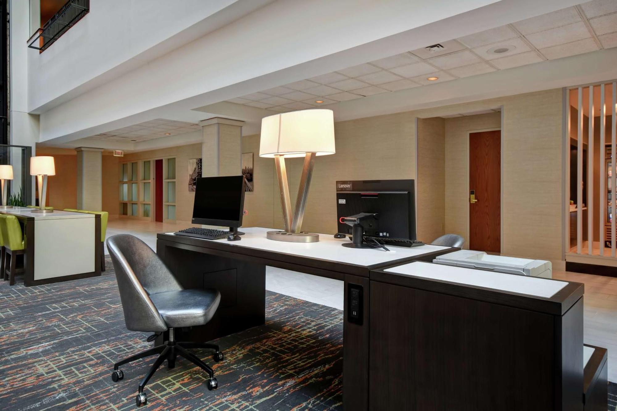 Embassy Suites Little Rock Exteriör bild